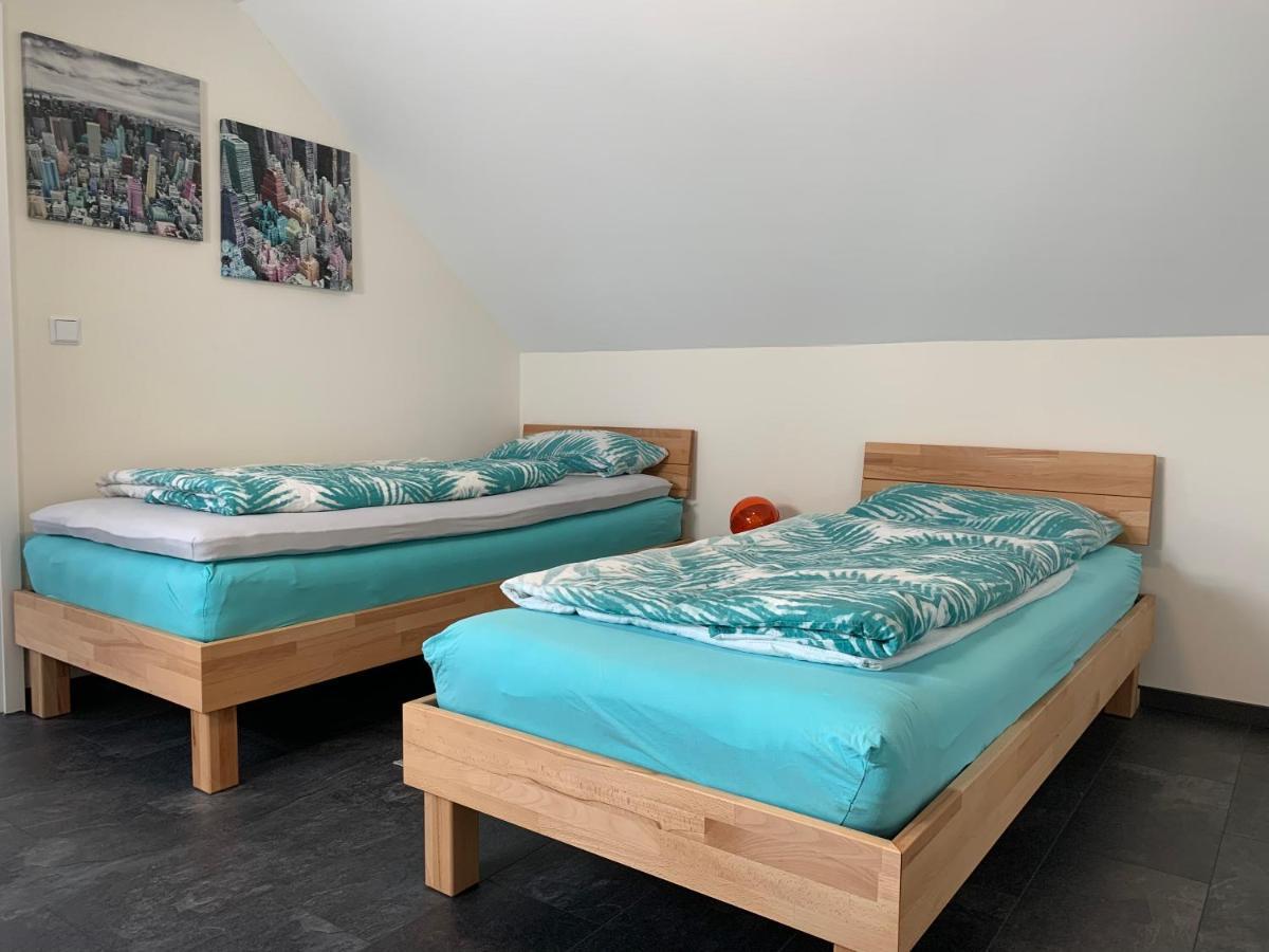 Ferienwohnung Sunny - Moderne Ferienwohnung Im Gruenen In Saarbruecken-West Dış mekan fotoğraf